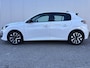 Peugeot 208 Style | 6 airbags (adaptieve front-, zij- en window-airbags) | Airconditioning | Cruise control met instelbare snelheidsbegrenzer