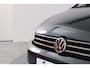 Volkswagen Touran 1.4 TSI Highline, 7-Persoons, Trekhaak, Bluetooth, Navigatie
