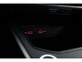 SEAT Arona FR Business Connect | Achteruitrijcamera | Airconditioning automatisch met 2-zone-temperatuurregeling | Automatisch dimmende binnenspiegel