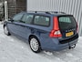 Volvo V70 2.5T 5-Cilinder /Stoelverwarming/LeerCruise/Trekhaak!