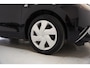 Toyota Aygo 1.0 VVT-i x-play [ Airco Achteruitrijcamera Led]