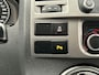 Volkswagen Transporter 2.0 TDI L2H1 DC Comfortline Automaat Navigatie Trekhaak Cruise Control Glasslook Bearlock beveiliging