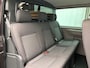 Volkswagen Transporter 2.0 TDI L2H1 DC Comfortline Automaat Navigatie Trekhaak Cruise Control Glasslook Bearlock beveiliging