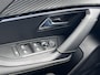 Peugeot 2008 Hybrid 145 GT / Nieuw, veel voordeel / tot 8 jaar Garantie / Elektr. schuifdak en bestuurdersstoel / Stoelverwarming / Camera 360° / Adapt. CC / Navi / Apple Carplay Android / 17" LM wielen / ook in grijs leverbaar