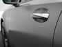 Mercedes-Benz A-klasse 250 e AMG Night Pakket PHEV 218pk | Adaptive Cruise | Head Up | Multi Beam LED | Alcantara Sportstoelen Verwarmd | Night Pakket | Sfeerverlichting | MBUX | Apple Carplay | Widescreen Navi | 19"L.M | Mountaingrau Magno | Plug