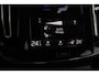 Volvo XC40 T3 Inscription Stoel + Stuurverwarming | Adaptieve cruise control | Parkeercamera | Keyless entry |
