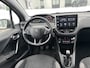 Peugeot 208 1.2 VTi Envy 5-Deurs 82 PK. Zuinige en zeer fijn rijdende auto !!!