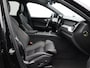 Volvo XC60 2.0 T6 Plug-in hybrid AWD Ultra Black Edition / Luchtvering / B&W Audio / 360 Camera / Panoramadak / Elektrische Stoelen / Head-Up Display / Full-Led /