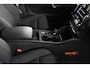 Volvo XC40 1.5 T5 Recharge Business Pro Stoel + Stuurverwarming | Adaptieve cruise control | Parkeercamera | Keyless entry |