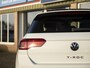 Volkswagen T-Roc 1.5 TSI R-Line Black Style Edition | Pano | Navi | App-connect | LED Plus | 19" LMV Black | Nw.prijs € 55.660,-!