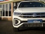 Volkswagen T-Roc 1.5 TSI R-Line Black Style Edition | Pano | Navi | App-connect | LED Plus | 19" LMV Black | Nw.prijs € 55.660,-!