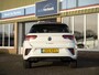 Volkswagen T-Roc 1.5 TSI R-Line Black Style Edition | Pano | Navi | App-connect | LED Plus | 19" LMV Black | Nw.prijs € 55.660,-!