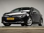 Toyota Corolla Touring Sports 1.8 Hybrid Sport (APPLE CARPLAY,NAVI,LED,CRUISE,SPORTSTOELEN,CAMERA,TREKHAAK,LM VELGEN,GETINT,PDC)