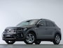 Volkswagen T-Roc R-Line 1.5 TSI 150 PK DSG | LED IQ | Trekhaak | Achteruitrijcamera | Navigatie | Stoelverwarming |