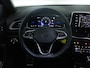 Volkswagen T-Roc R-Line 1.5 TSI 150 PK DSG | LED IQ | Trekhaak | Achteruitrijcamera | Navigatie | Stoelverwarming |