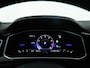 Volkswagen T-Roc R-Line 1.5 TSI 150 PK DSG | LED IQ | Trekhaak | Achteruitrijcamera | Navigatie | Stoelverwarming |