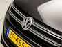 Volkswagen Tiguan 1.4 TSI Sport&Style (NAVIGATIE, CLIMATE, CAMERA, STOELVERWARMING, SPORTSTOELEN, ZWART HEMEL, GETINT GLAS, PARKEER ASSISTENT, PARKEERSENSOREN, NIEUWE APK, NIEUWSTAAT)