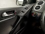 Volkswagen Tiguan 1.4 TSI Sport&Style (NAVIGATIE, CLIMATE, CAMERA, STOELVERWARMING, SPORTSTOELEN, ZWART HEMEL, GETINT GLAS, PARKEER ASSISTENT, PARKEERSENSOREN, NIEUWE APK, NIEUWSTAAT)