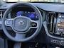 Volvo XC60 2.0 T8 Plug-in hybrid AWD Ultra Black Edition Luchtvering, Premium Harman-Kardon Audio, Electr. stoelen voor, Massage stoelen/Verwarmd, 360gr. Parkeer camera,