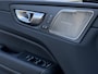 Volvo XC60 2.0 T8 Plug-in hybrid AWD Ultra Black Edition Luchtvering, Premium Harman-Kardon Audio, Electr. stoelen voor, Massage stoelen/Verwarmd, 360gr. Parkeer camera,
