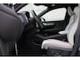 Volvo EX40 Single Engine Extended Range Ultra | Demo Deal | VAN € 57.440,- voor € 50.950,- | Panoramadak | Visual Park Assist | Dawn Fusion Microtech | Getinte ramen | Premium Audio by Harman Kardon | Elektrisch verstelbare stoelen | Preconditioning | 19 Inch | Verwarmde voorstoelen en stuurwiel | Draadloos telefoon opladen | Apple Carplay | Android Auto | Pilot Assist | Keyless