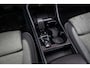Volvo XC40 Plug-in Hybrid T4 Plus Dark | Panoramadak | Stoel- en stuurverwarming | Harman Kardon audio | Achteruitrijcamera | Elektrische stoelverstelling | Navigatie | Apple Carplay / Android Auto | Getint glas |