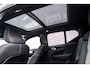 Volvo XC40 Plug-in Hybrid T4 Plus Dark | Panoramadak | Stoel- en stuurverwarming | Harman Kardon audio | Achteruitrijcamera | Elektrische stoelverstelling | Navigatie | Apple Carplay / Android Auto | Getint glas |