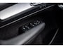 Volvo XC40 Plug-in Hybrid T4 Plus Dark | Panoramadak | Stoel- en stuurverwarming | Harman Kardon audio | Achteruitrijcamera | Elektrische stoelverstelling | Navigatie | Apple Carplay / Android Auto | Getint glas |
