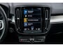 Volvo XC40 Plug-in Hybrid T4 Plus Dark | Panoramadak | Stoel- en stuurverwarming | Harman Kardon audio | Achteruitrijcamera | Elektrische stoelverstelling | Navigatie | Apple Carplay / Android Auto | Getint glas |