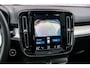 Volvo XC40 Plug-in Hybrid T4 Plus Dark | Panoramadak | Stoel- en stuurverwarming | Harman Kardon audio | Achteruitrijcamera | Elektrische stoelverstelling | Navigatie | Apple Carplay / Android Auto | Getint glas |