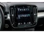 Volvo XC40 Plug-in Hybrid T4 Plus Dark | Panoramadak | Stoel- en stuurverwarming | Harman Kardon audio | Achteruitrijcamera | Elektrische stoelverstelling | Navigatie | Apple Carplay / Android Auto | Getint glas |