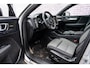 Volvo XC40 Plug-in Hybrid T4 Plus Dark | Panoramadak | Stoel- en stuurverwarming | Harman Kardon audio | Achteruitrijcamera | Elektrische stoelverstelling | Navigatie | Apple Carplay / Android Auto | Getint glas |