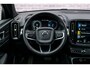 Volvo XC40 Plug-in Hybrid T4 Plus Dark | Panoramadak | Stoel- en stuurverwarming | Harman Kardon audio | Achteruitrijcamera | Elektrische stoelverstelling | Navigatie | Apple Carplay / Android Auto | Getint glas |