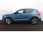 Volvo XC40 B3 Ultimate Dark - Panorama/schuifdak - IntelliSafe Assist & Surround - 360º Camera - Harman/Kardon audio - Verwarmde voorstoelen & stuur - Parkeersensoren voor & achter - Elektr. bedienb. voorstoelen met geheugen links - Draadloze tel. lader - Extra getint glas - 19' LMV