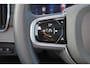 Volvo XC90 T8 Recharge AWD Ultra Dark - Luchtvering - Panorama/schuifdak - IntelliSafe Assist & Surround - 360º Camera - Bowers & Wilkins audio - Verwarmde voorstoelen, stuur & achterbank - Parkeersensoren voor & achter - Elektr. bedienb. voorstoelen met geheugen - Geventileerde voorstoelen - Head up display - Draadloze tel. lader - Extra getint glas - Elektr. inklapbare trekhaak - 22' LMV