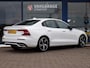 Volvo S60 2.0 B3 R-Design, Carplay + Android Auto / Camera + Sensoren / Stoel + stuurverwarming