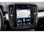 Volvo XC40 Plug-in hybrid T4 Plus Dark | Panoramadak | Harman Kardon audio | Elektrische stoelverstelling | Getint glas | Navigatie | Apple Carplay / Android Auto | Achteruitrijcamera | Parkeersensoren voor + achter | Stoel- en stuurverwarming |