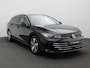 Volkswagen Passat Variant 1.5 eHybrid Business 204PK DSG SOH 100%, Achteruitrijcamera, Head-Up Display, Trekhaak, Navi, Ergo Active Stoelen, Stuur-Stoelverwarming, 17" LM Velgen