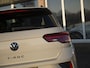Volkswagen T-Roc 1.5 TSI R-Line Black Style Edition | Pano | Navi | App-connect | LED Plus | 19" LMV Black | Nw.prijs € 55.660,-!