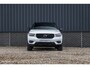 Volvo XC40 1.5 T5 Recharge R-Design | Zwenkbare trekhaak | Adaptieve cruise | Blis | Metallic |