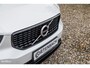 Volvo XC40 1.5 T5 Recharge R-Design | Zwenkbare trekhaak | Adaptieve cruise | Blis | Metallic |