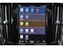 Volvo S90 T8 AWD Ultra Dark - Schuif/kanteldak - IntelliSafe Assist & Surround - 360º Camera - Harman/Kardon audio - Adaptieve LED koplampen - Verwarmde voorstoelen, stuur & achterbank - Parkeersensoren voor & achter - Elektr. bedienb. voorstoelen met geheugen - Extra getint glas - 19' LMV