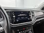 Volkswagen T-Roc 1.5 TSI Style | Adaptive cruise | Stuur & stoelverwarming | CarPlay | Camera | Trekhaak