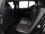 Volvo XC40 2.0 T4 Momentum Pro / Trekhaak / Stoel+stuurwielverwarming / CarPlay / Parkeercamera