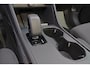 Volvo EC40 Performance Ultra 82 kWh - Panoramadak - IntelliSafe Assist & Surround - 360º Camera - Harman/Kardon audio - Verwarmde voorstoelen, stuur & achterbank - Parkeersensoren voor & achter - Elektr. bedienb. voorstoelen met geheugen links - Draadloze tel. lader - Warmtepomp - Extra getint glas - Elektr. inklapbare trekhaak - 19' LMV