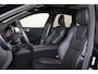 Volvo XC60 T6 Recharge AWD Ultra Black Edition - Panorama/schuifdak - IntelliSafe Assist & Surround - Massage & Ventilatie stoelen - 360º Camera - Bowers & Wilkins audio - Nappa Leder - Adaptieve LED koplampen - Verwarmde voorstoelen & stuur - Parkeersensoren voor & achter - Elektr. bedienb. voorstoelen met geheugen - Head up display - Draadloze tel. lader - Extra getint glas - 21' LMV