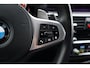 BMW 5-Serie 530i High Executive M-Sport | Facelift | 20" | Leer | Schuif/kantel dak | HUD | Hifi | Elektr. stoel memory | 4-zone clima | Alarm kl. 3 | Grootlichtassistent | Etc.