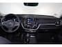 Volvo XC60 T6 Recharge AWD Core Bright - LONG RANGE - Panorama/schuifdak - IntelliSafe Assist - Harman/Kardon audio - Adaptieve LED koplampen - Parkeercamera achter - Verwarmde voorstoelen & stuur - Parkeersensoren voor & achter - Draadloze tel. lader - Extra getint glas - Elektr. inklapbare trekhaak - 18' LMV