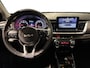 Kia Stonic 1.0 T-GDI Automaat Black Edition | Navigatiesysteem | Apple Carplay / Android Auto | Licht + Regensensor | Parkeersensoren + Camera Achter | Cruise Control | 17" Lichtmetalen Velgen | Climate Control | Rijstrooksensor + Correctie