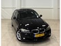 BMW 3-Serie 318i Executive Schuifkanteldak Trekhaak Mooi! PDC Clima